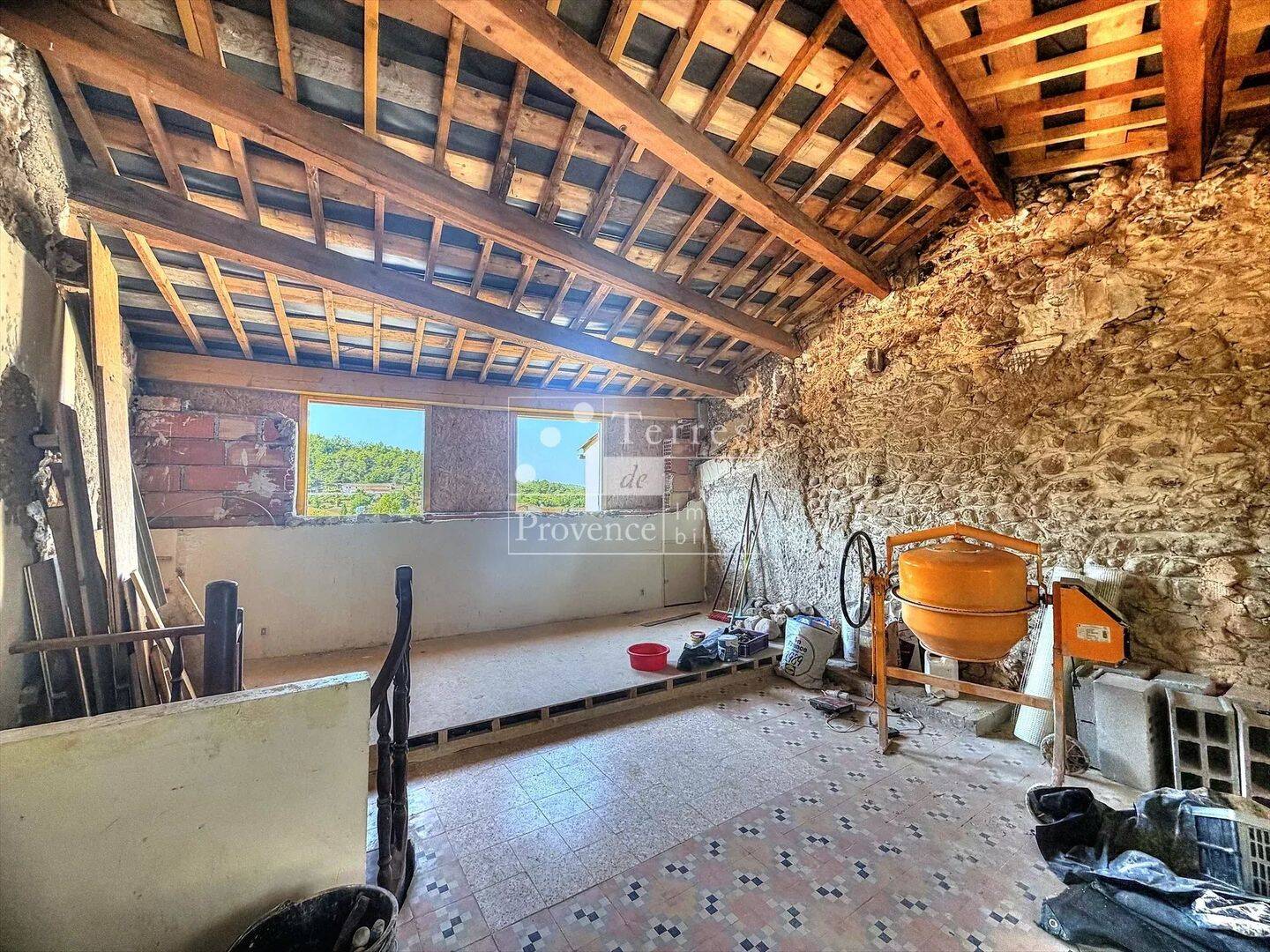 Maison 4 pièces 132 m² · à Roumoules · 132 m² · 86 000 €