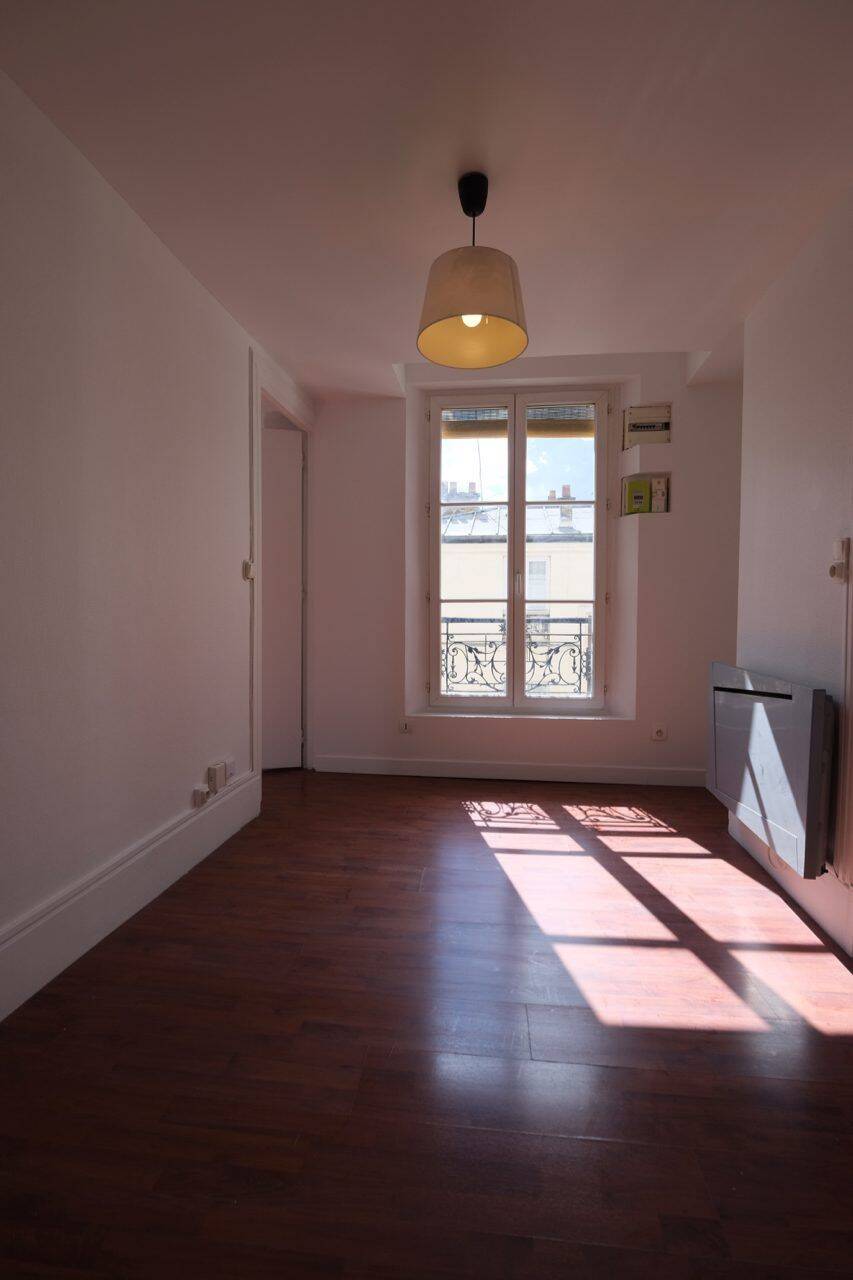 Appartement 2 pièces 25 m² · à Paris 9ème Arrondissement · 25 m² · 856 €/mois