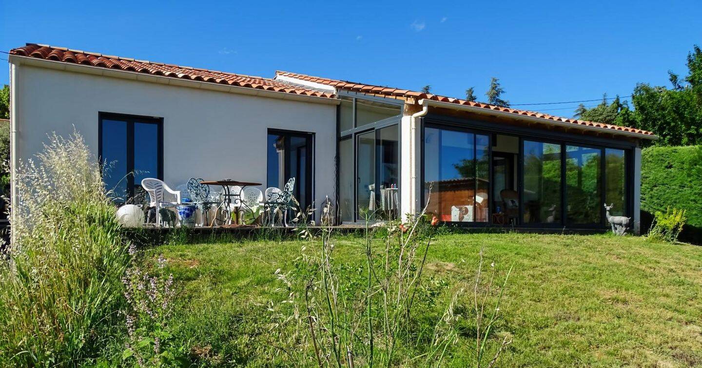 Maison 4 pièces 120 m² · à Saint-Étienne-les-Orgues · 120,2 m² · 350 000 €