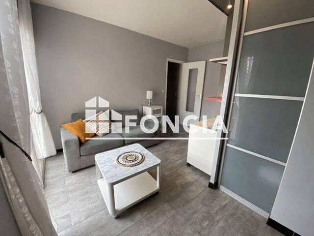 Appartement 1 pièce 29 m² · à Hyères · 29,2 m² · 611 €
