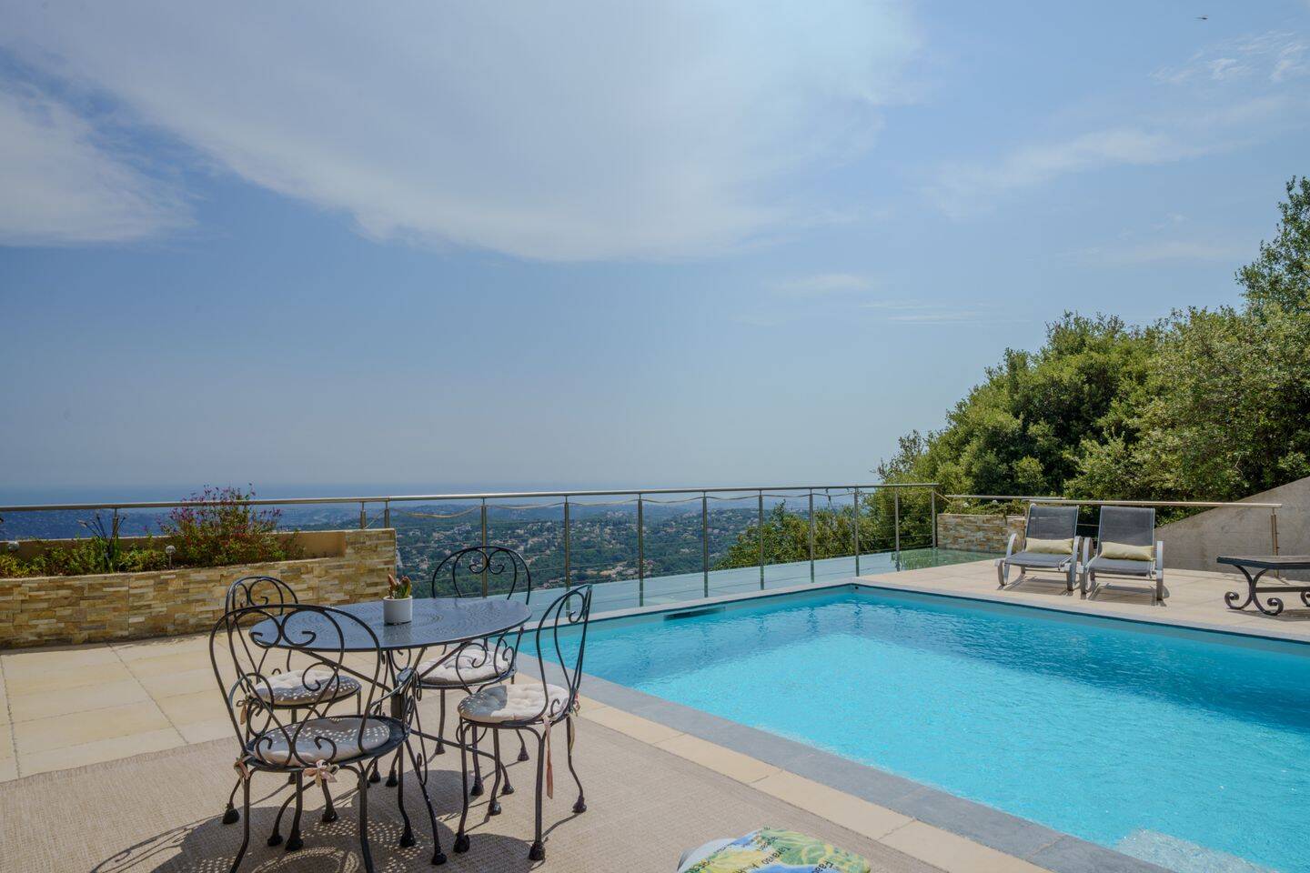 Maison 6 pièces 128 m² · à Saint-Jeannet · 128 m² · 1 290 000 €