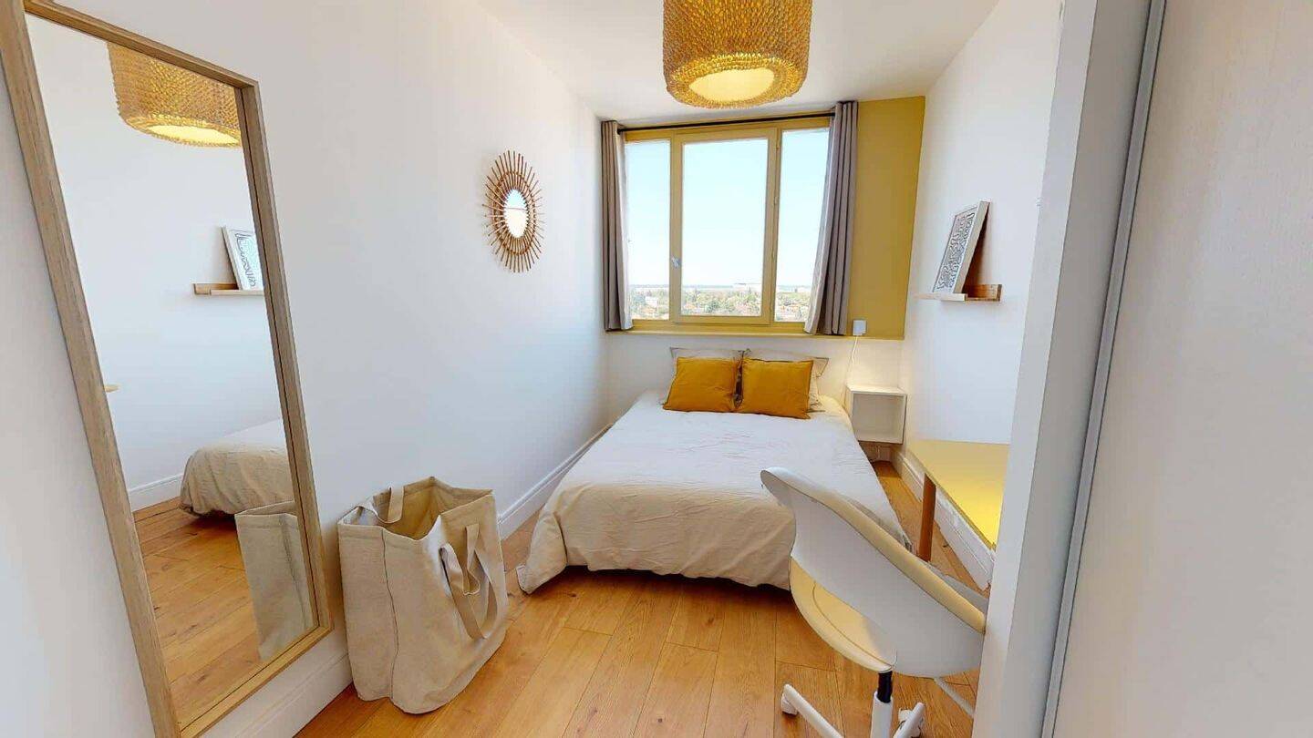 Appartement 1 pièce 15 m² · à Bron · 15 m² · 449 €