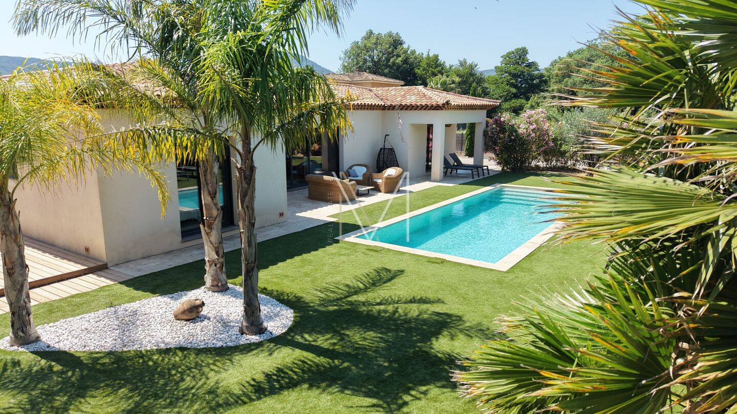 Maison 6 pièces 120 m² · à Le Plan-de-la-Tour · 120 m² · 1 098 000 €