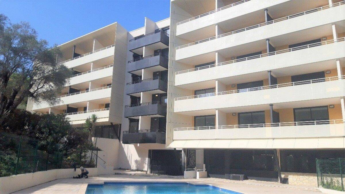 Appartement 1 pièce 31 m² · à Cannes · 31 m² · 664 €