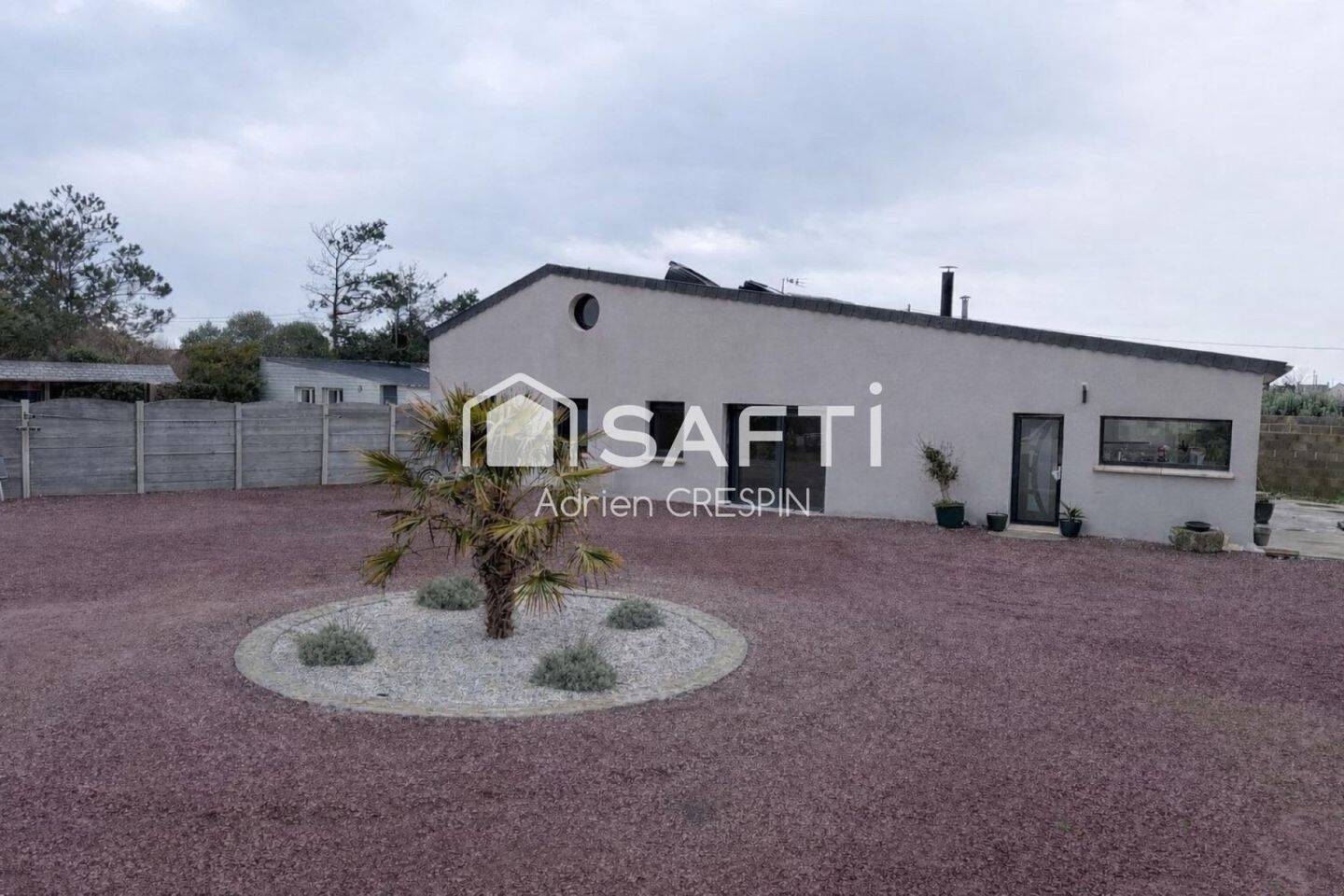 Maison 9 pièces 240 m² · à Saint-Marcouf · 240 m² · 730 000 €