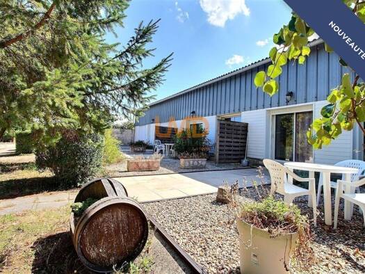 Immeuble à vendre 710 000 € 350 m² Jonzac 17500