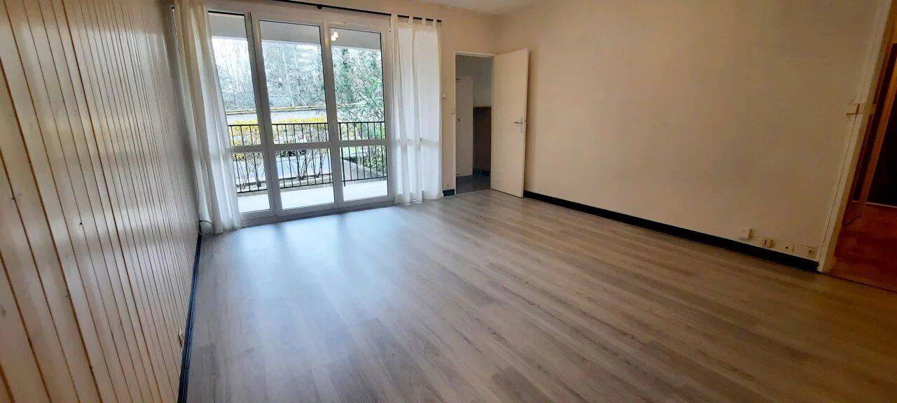Appartement 1 pièce 41 m² · à Avon · 41 m² · 759 €