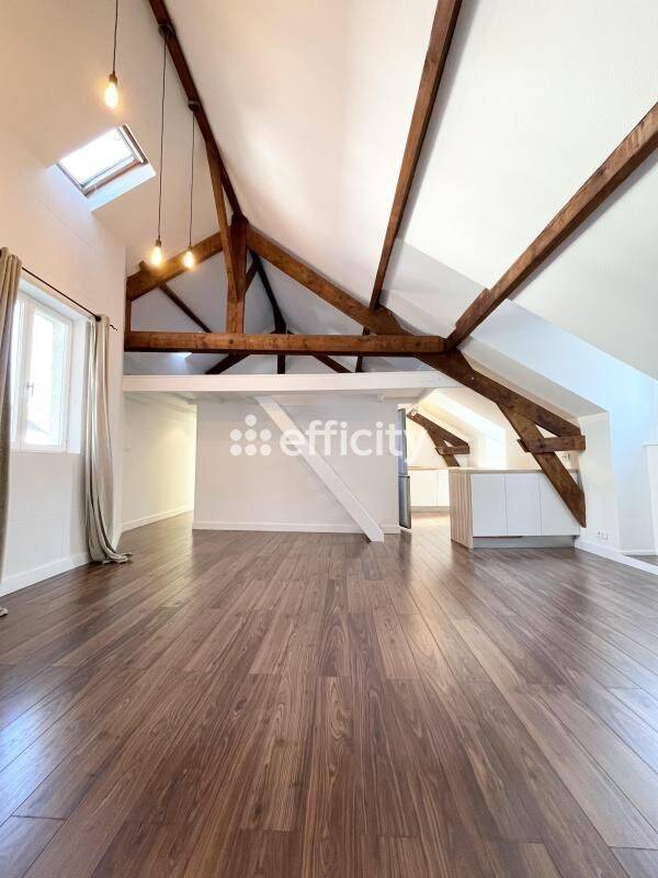 Appartement 3 pièces 94 m² · à Nantes · 94 m² · 250 000 €