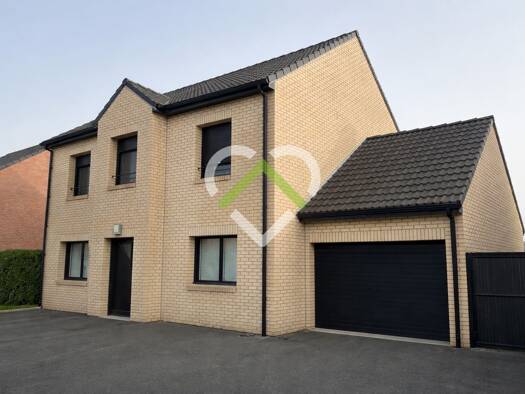 Maison à vendre 524 000 € 7 pièces 5 chambres 135 m² 519 m² de terrain Lesquin 59810