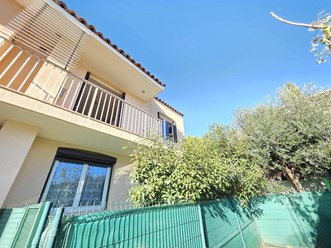 Appartement 3 pièces 55 m² · à Sanary-sur-Mer · 55 m² · 250 000 €