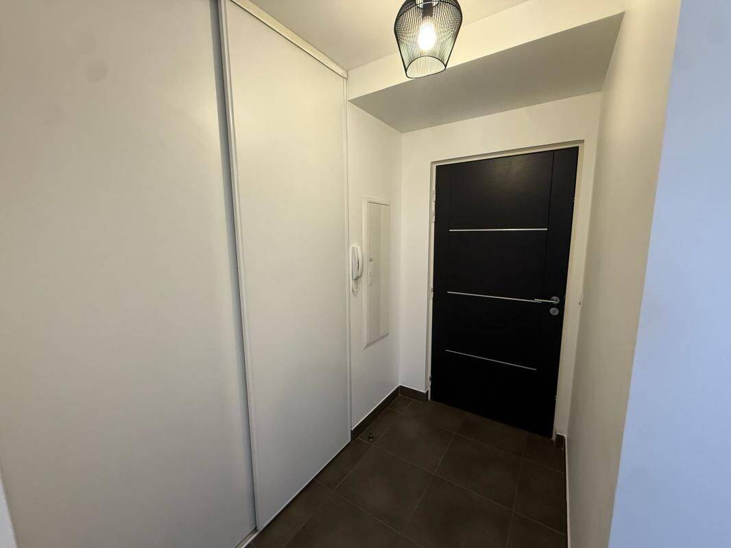 Appartement 2 pièces 51 m² · à Chevry-Cossigny · 51,4 m² · 780 €