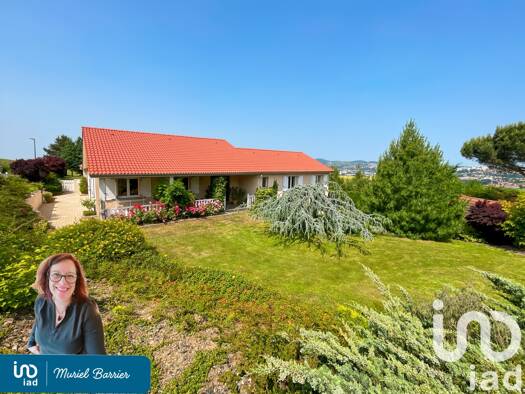 Maison à vendre 560 000 € 8 pièces 7 chambres 208 m² 2 043 m² de terrain Peripherie Saint-Genest-Lerpt 42530