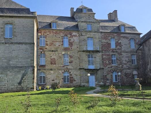 Appartement à vendre 130 000 € 2 pièces 1 chambre 63 m² Étage 3/3 Cosnac 19360