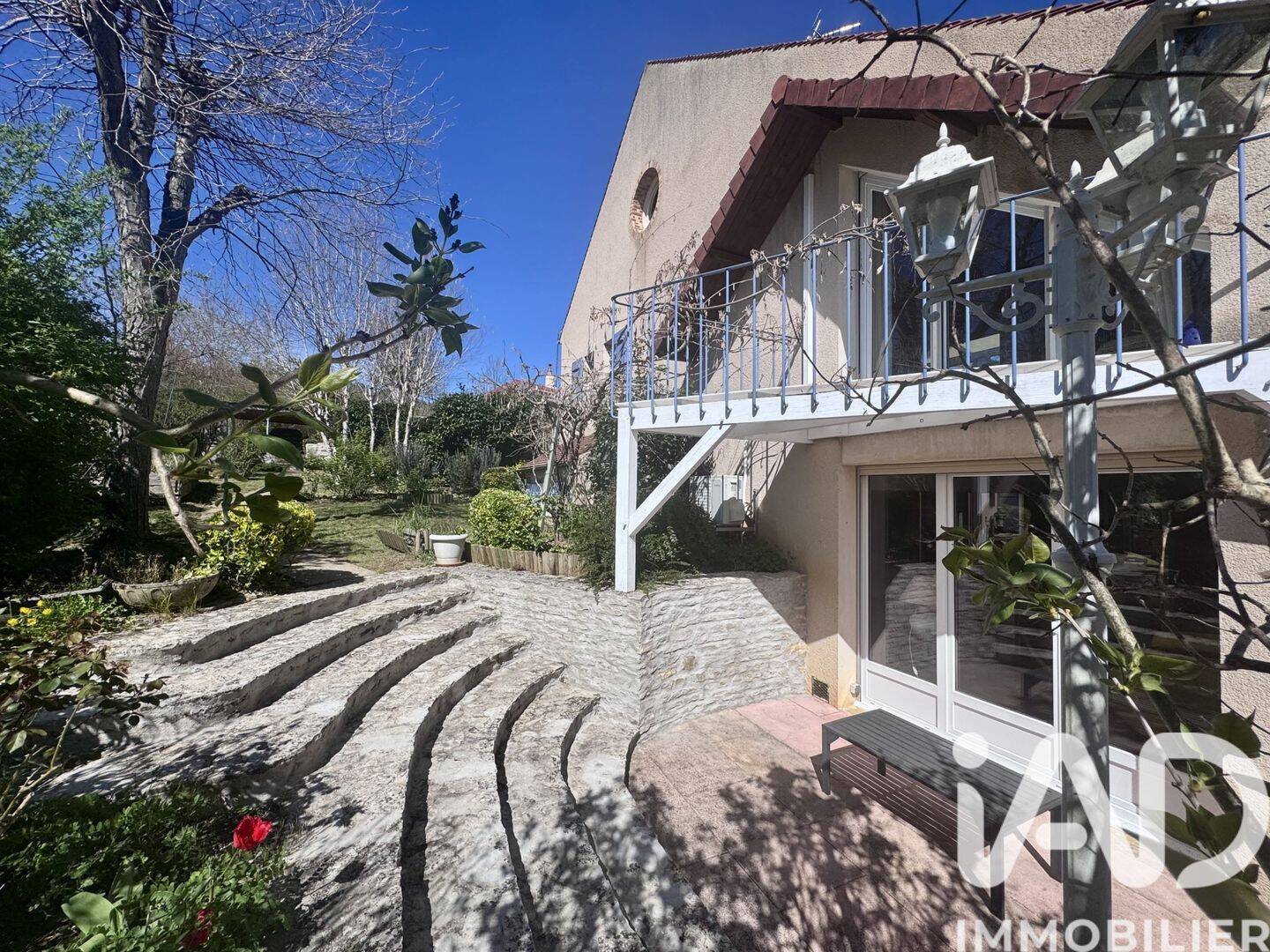 Maison 10 pièces 272 m² · à Saint-Père · 272 m² · 348 000 €