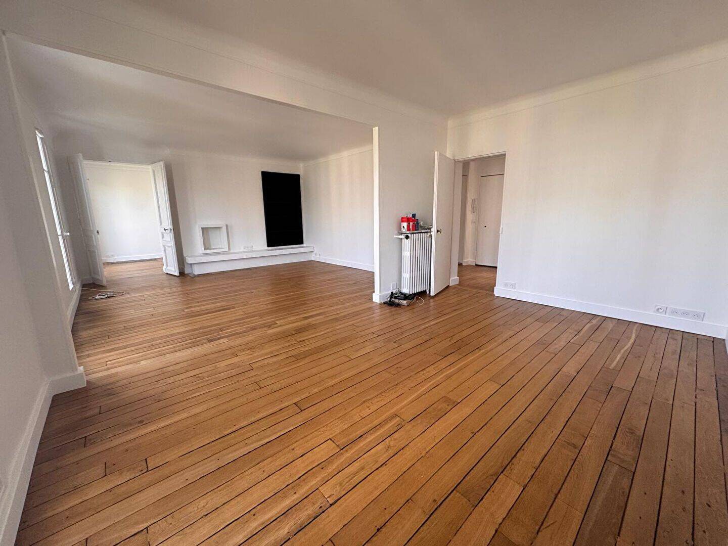Appartement 3 pièces 81 m² · à Paris 11ème Arrondissement · 81 m² · 2 981 €/mois