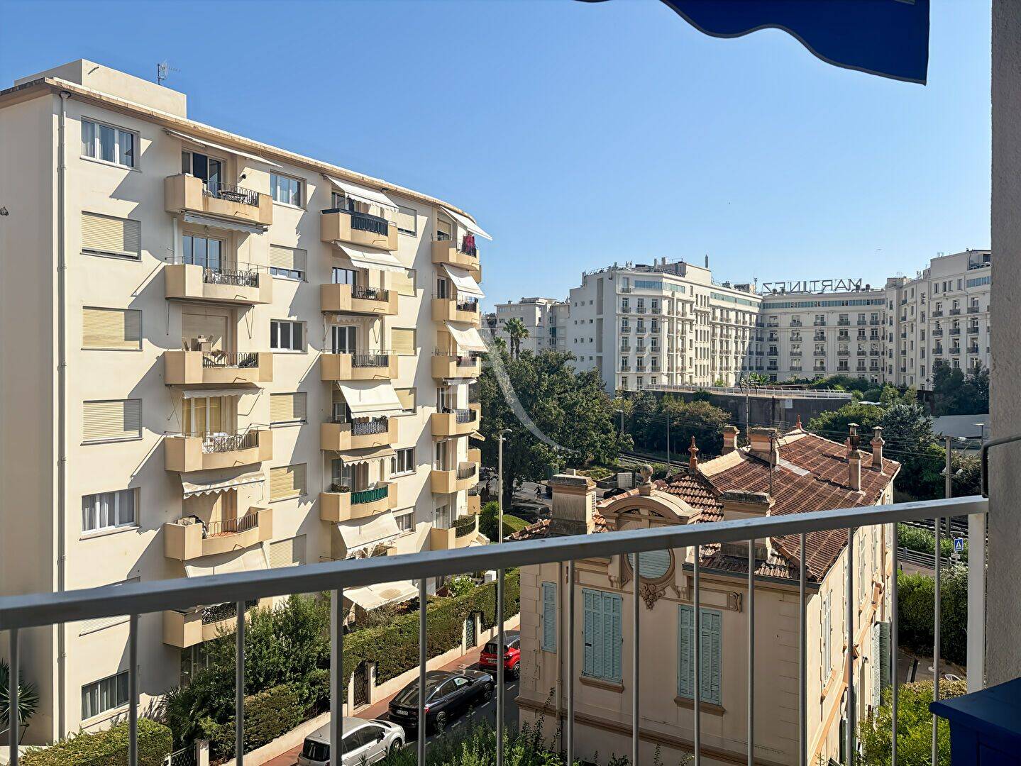 Appartement 1 pièce 33 m² · à Cannes · 33 m² · 767 €