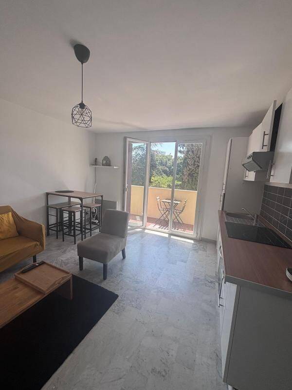 Appartement 1 pièce 36 m² · à Toulon · 35,8 m² · 680 €/mois