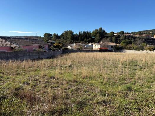 Terrain constructible viabilisé à vendre 400 000 € 650 m² de terrain Combaillaux 34980