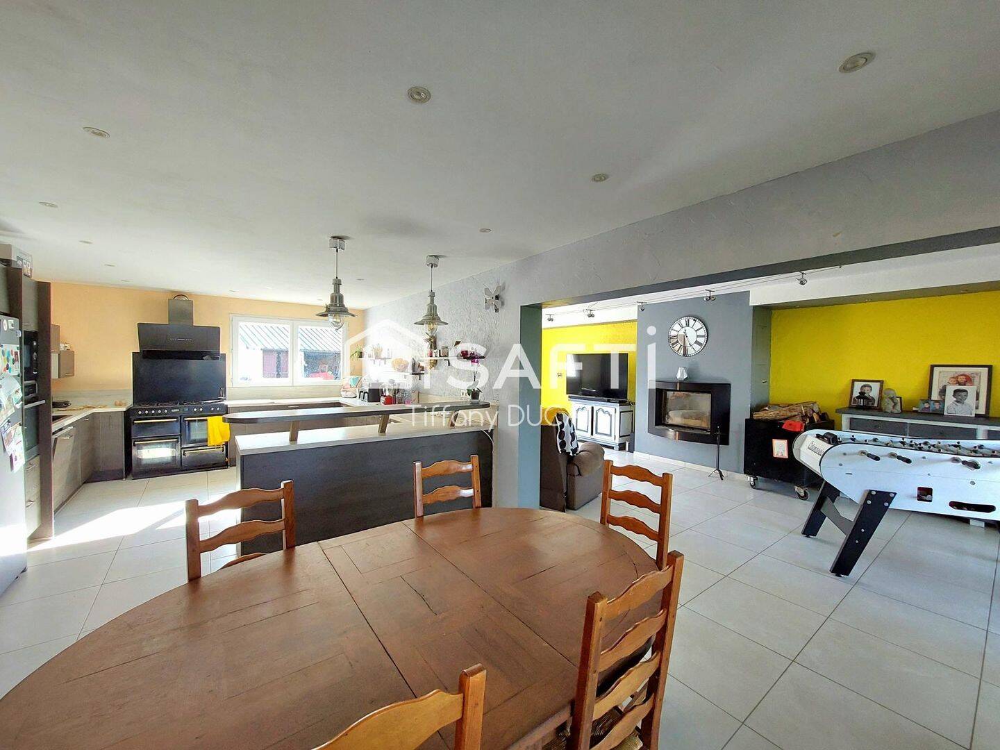 Maison 6 pièces 226 m² · à Avreuil · 226 m² · 210 000 €