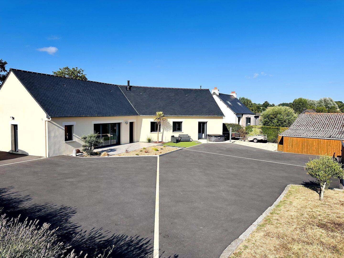 Maison 5 pièces 158 m² · à Miniac-Morvan · 158 m² · 416 000 €