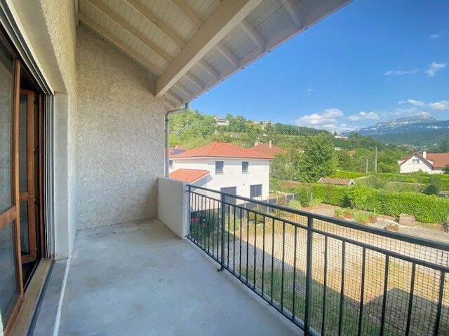 Appartement 3 pièces 62 m² · à Voiron · 61,5 m² · 786 €/mois