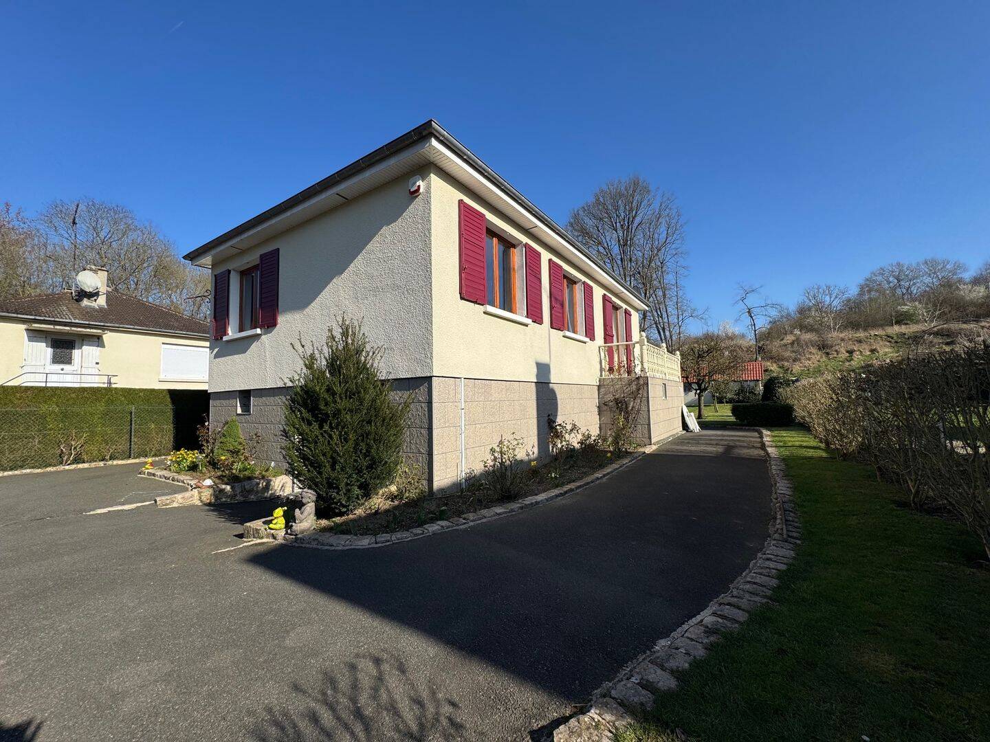 Maison 4 pièces 71 m² · à Mortefontaine · 71 m² · 302 000 €