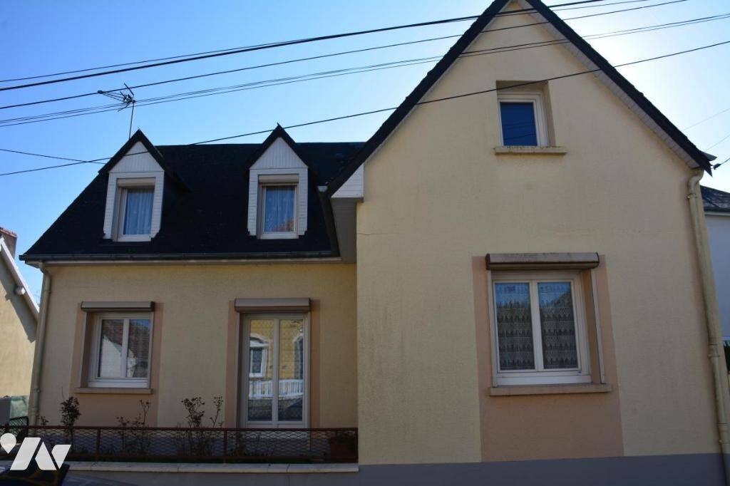 Maison 5 pièces 119 m² · à Sablé-sur-Sarthe · 119 m² · 162 750 €