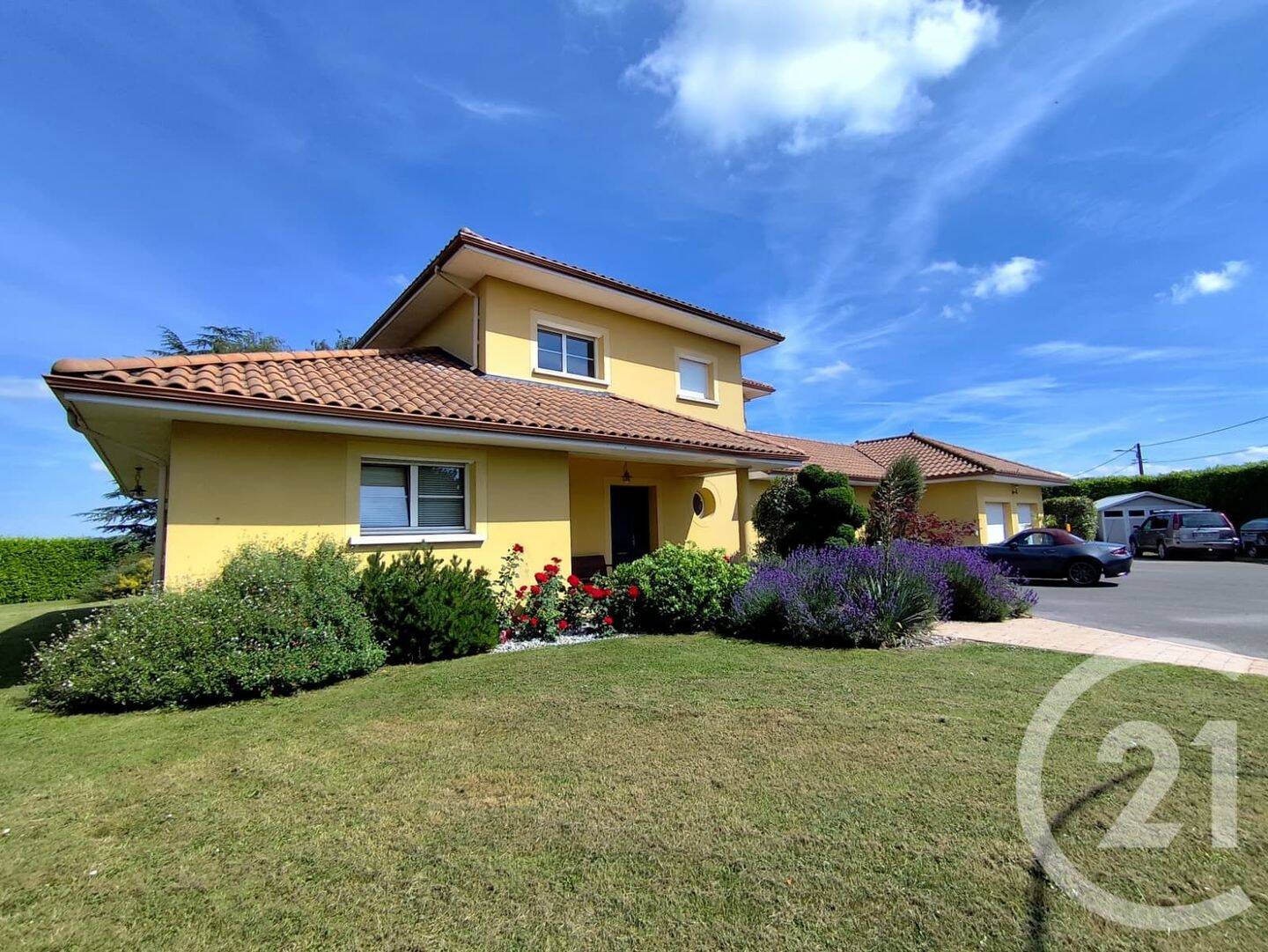 Maison 9 pièces 239 m² · à Ognolles · 239,2 m² · 467 500 €