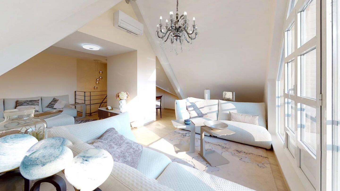 Appartement 6 pièces 220 m² · à Divonne-les-Bains · 220 m² · 2 150 000 €