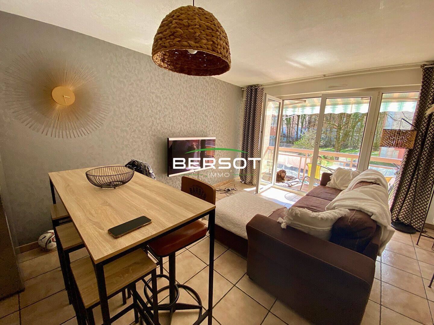 Appartement 3 pièces 66 m² · à Pontarlier · 65,9 m² · 900 €