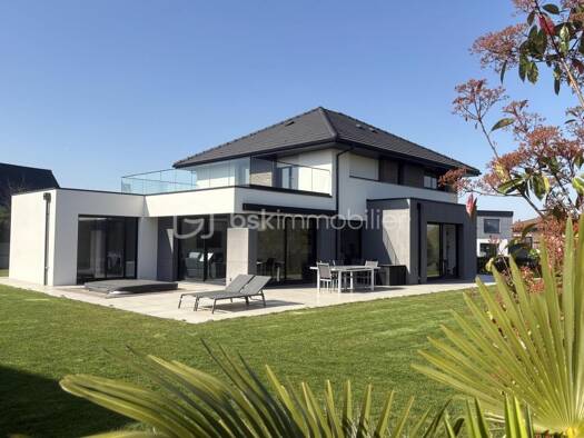 Maison à vendre 999 000 € 6 pièces 4 chambres 190 m² Mérignies 59710