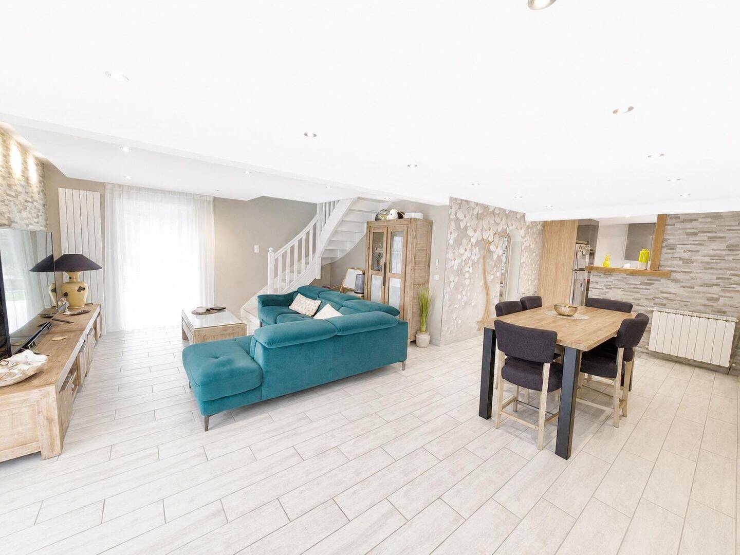 Maison 5 pièces 123 m² · à Urrugne · 123 m² · 698 200 €