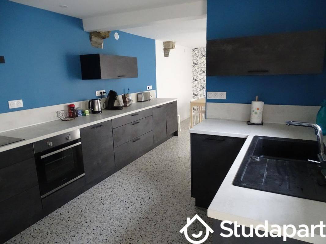 1 pièce 20 m² · à Châteaubourg · 20 m² · 550 €