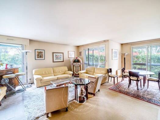 Appartement à vendre 900 000 € 4 pièces 2 chambres 108 m² RDC/5 Parc d'Orléans Neuilly-sur-Seine 92200