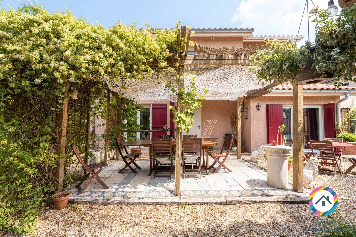 Maison 6 pièces 152 m² · à Porte des Pierres Dorées · 152,2 m² · 419 000 €