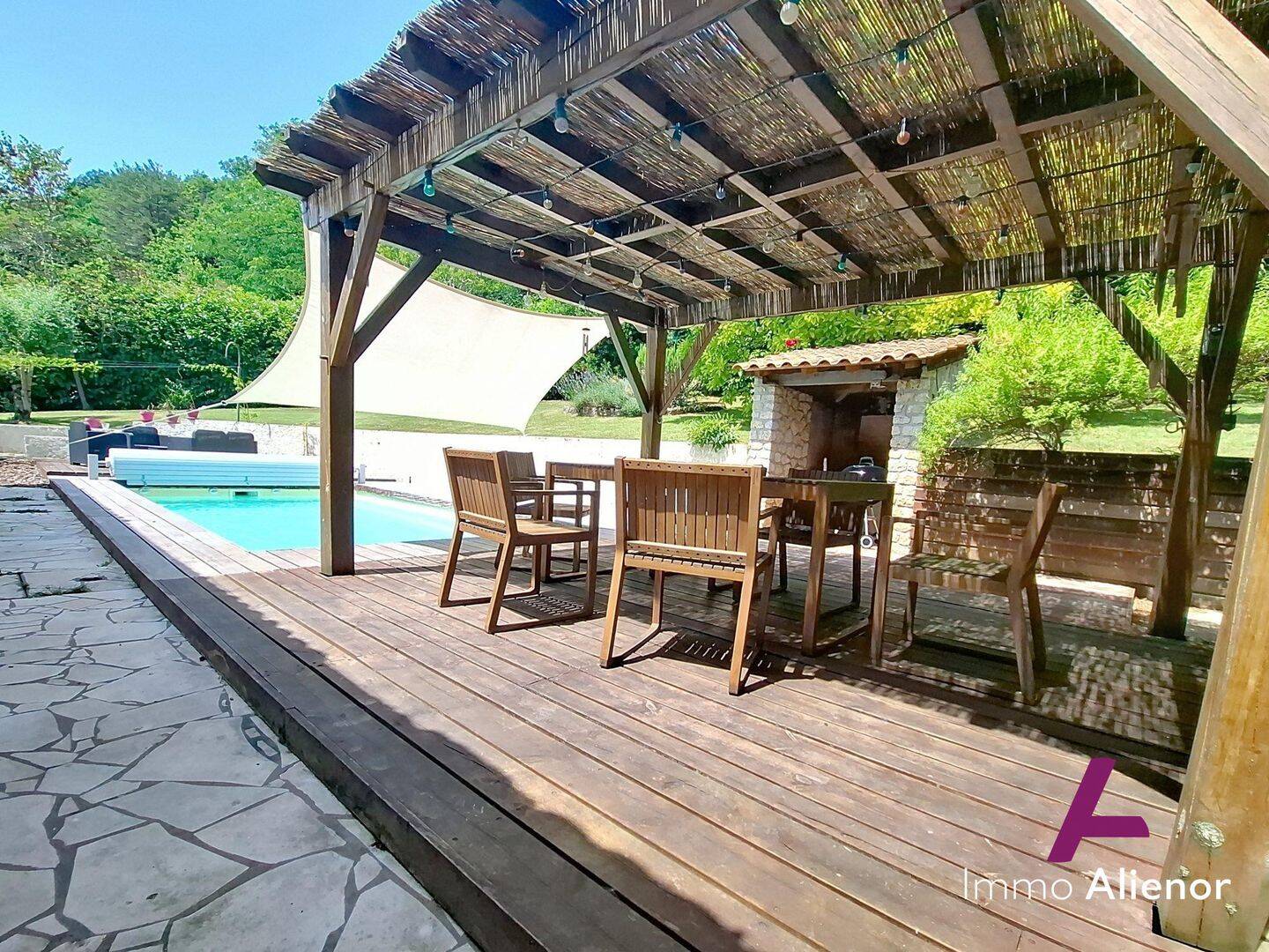 Maison 6 pièces 202 m² · à Baurech · 202 m² · 479 000 €