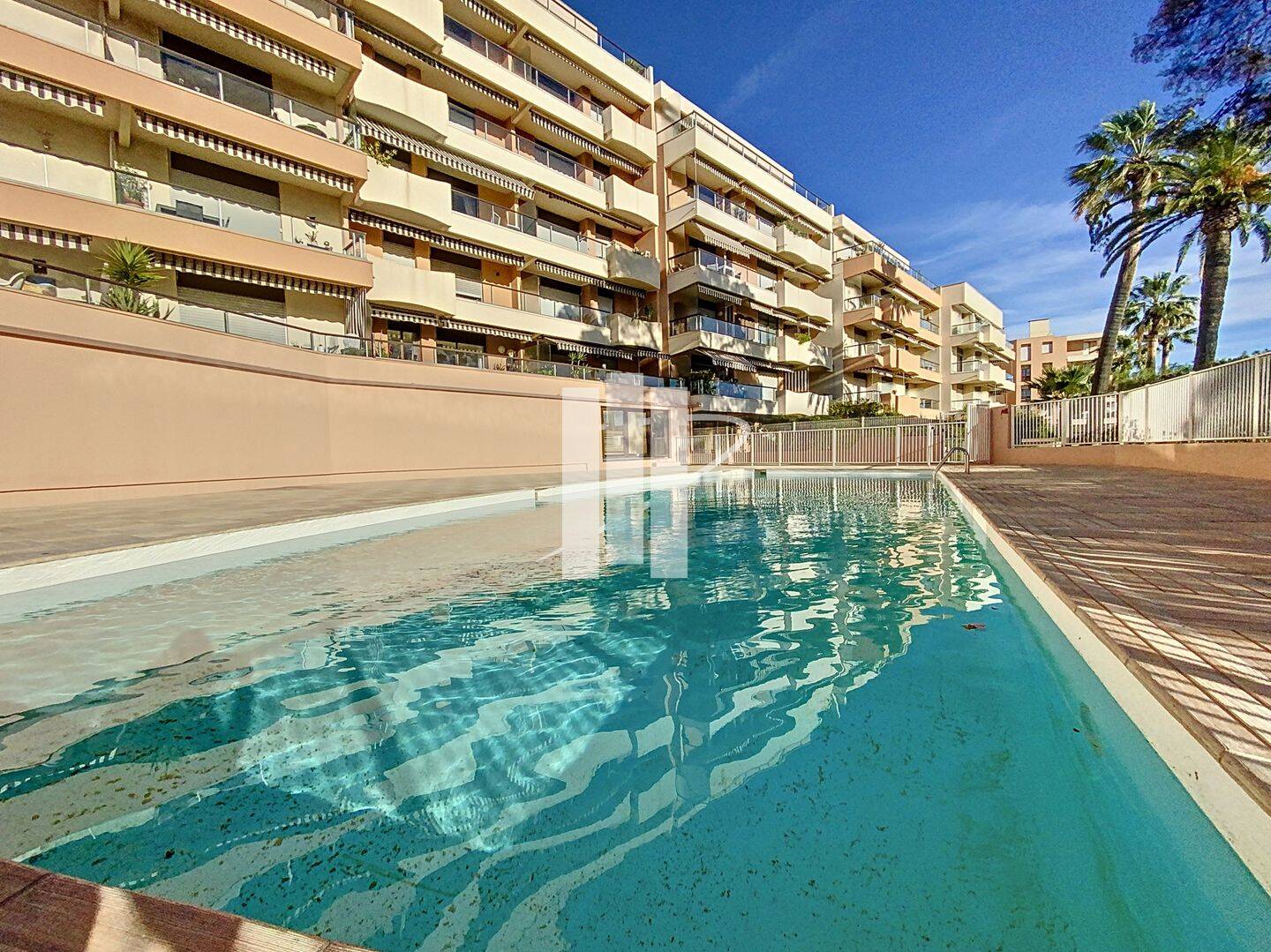 Appartement 2 pièces 48 m² · à Saint-Raphaël · 48,2 m² · 384 000 €