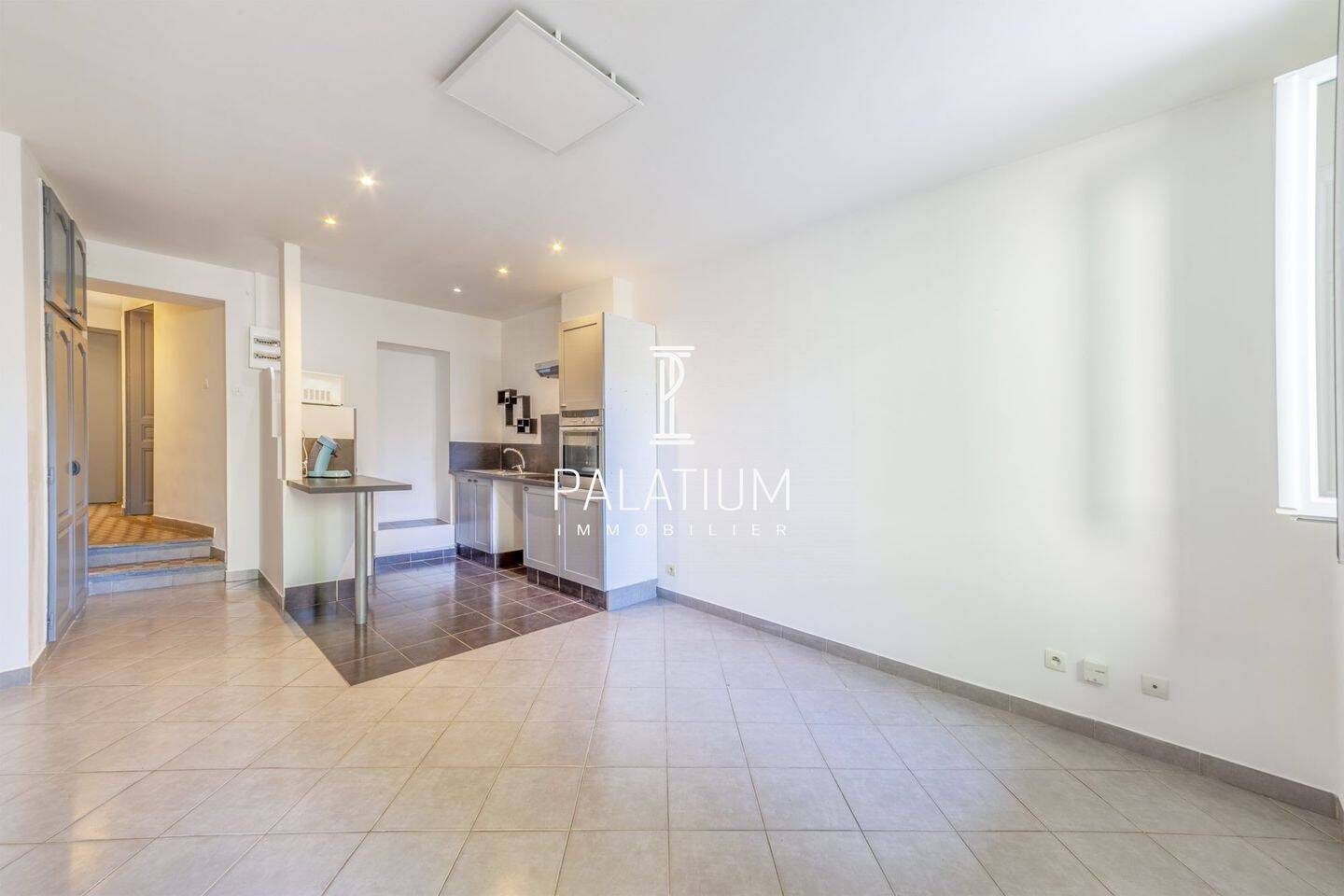 Appartement 2 pièces 45 m² · à Gréoux-les-Bains · 45,3 m² · 139 500 €