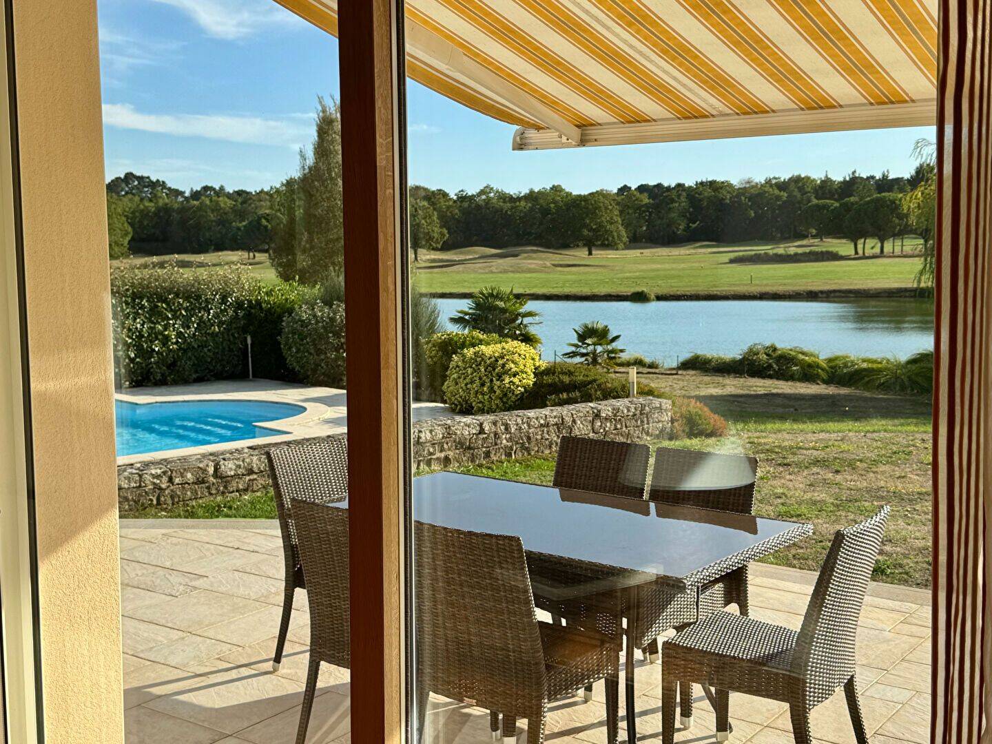 Maison 6 pièces 240 m² · à Saint-André-des-Eaux · 240 m² · 1 430 000 €
