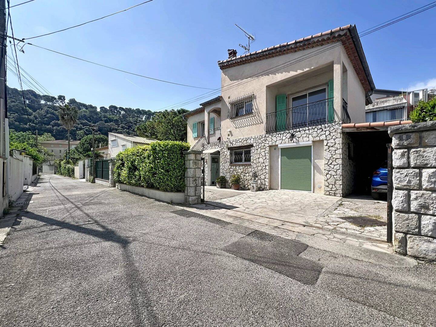 Maison 6 pièces 169 m² · à Cagnes-sur-Mer · 169 m² · 695 000 €