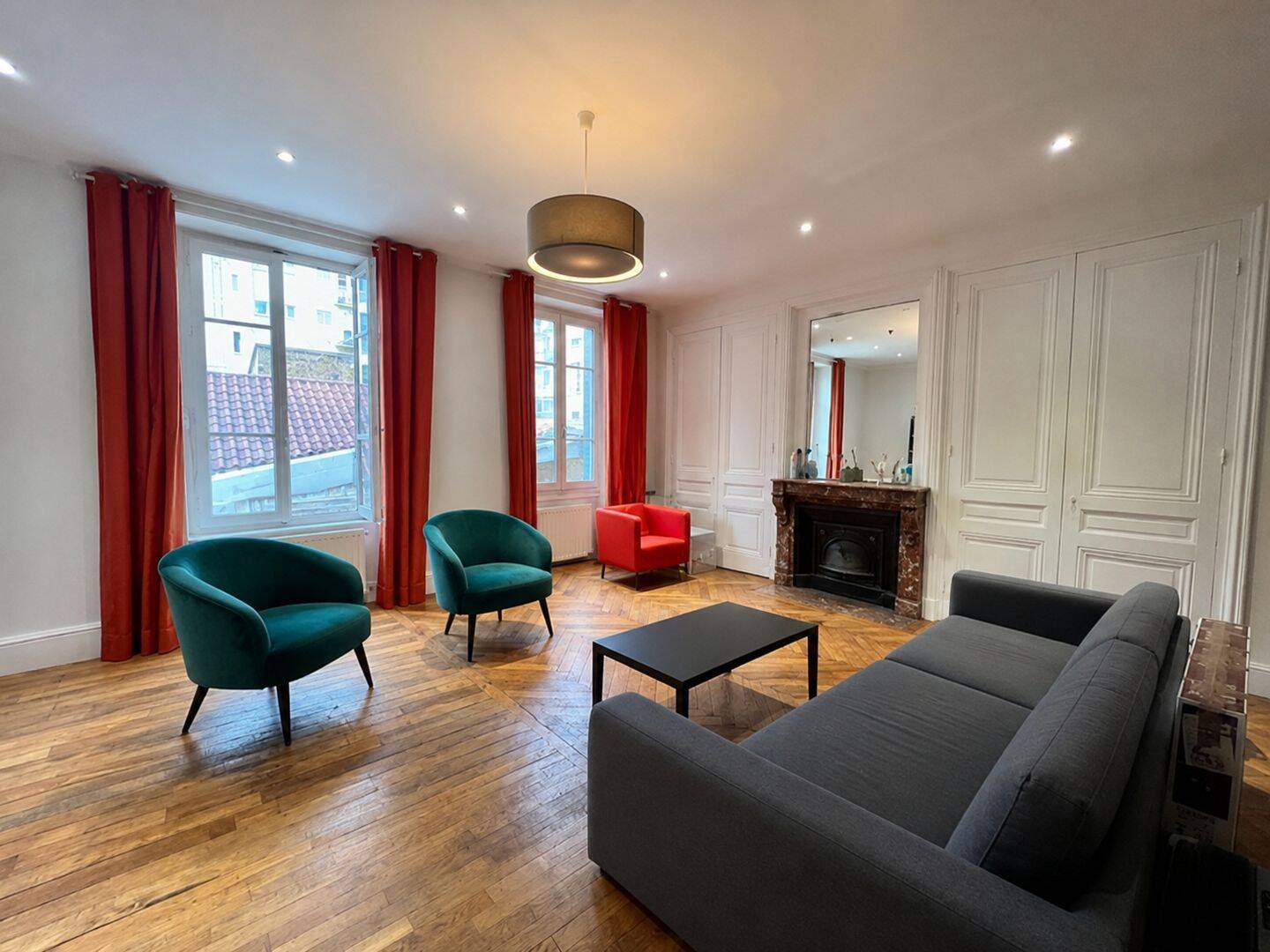 Appartement 2 pièces 73 m² · à Lyon 6ème Arrondissement · 73 m² · 1 505 €