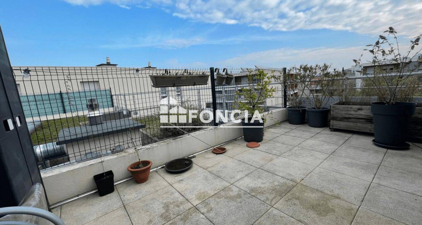 Appartement 2 pièces 50 m² · à Vaulx-en-Velin · 49,7 m² · 760 €
