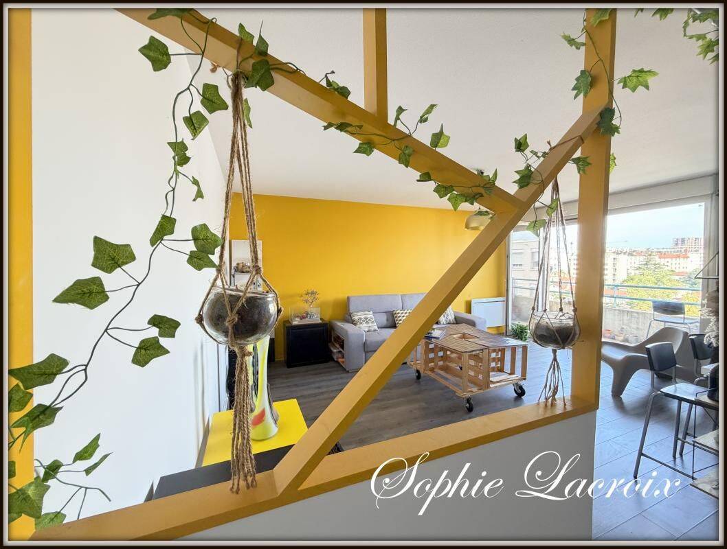 Appartement 2 pièces 51 m² · à Lyon 7ème Arrondissement · 51,3 m² · 218 000 €