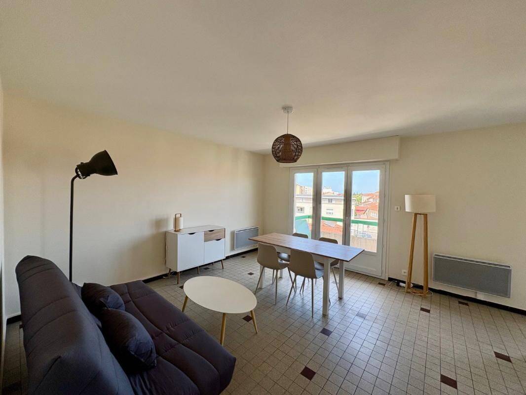 Appartement 1 pièce 36 m² · à Roanne · 36 m² · 390 €