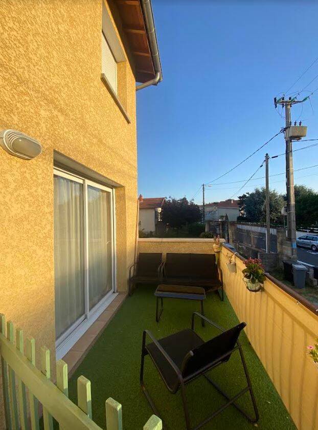 Appartement 4 pièces 71 m² · à Communay · 71 m² · 1 030 €/mois