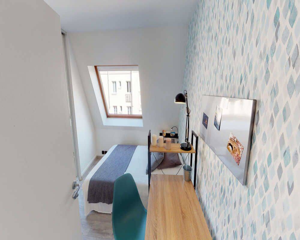 Appartement 5 pièces 110 m² · à Paris 16ème Arrondissement · 110 m² · 1 105 €