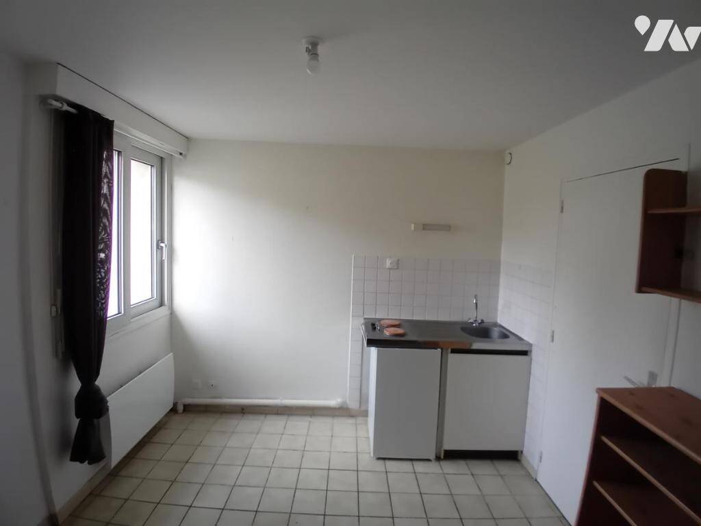 Appartement 1 pièce 12 m² · à Caen · 12,3 m² · 349 €/mois