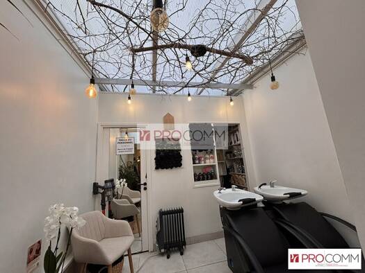 Local commercial à louer 1 250 € 39 m² de surface de vente Chartres 28000