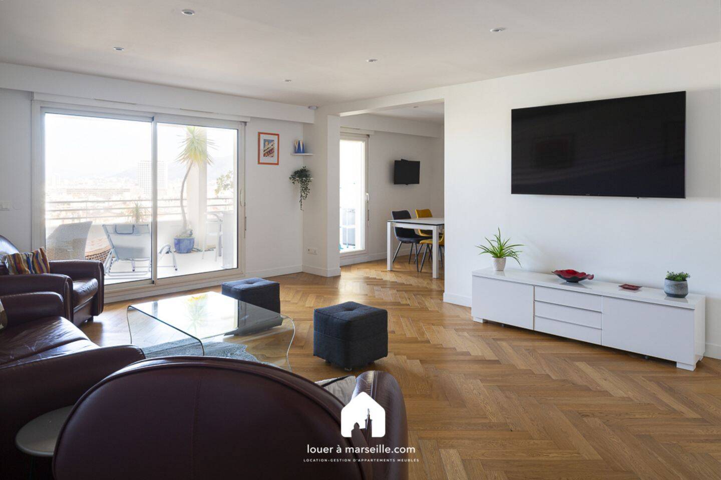 Appartement 4 pièces 123 m² · à Marseille 6ème Arrondissement · 123 m² · 2 700 €/mois