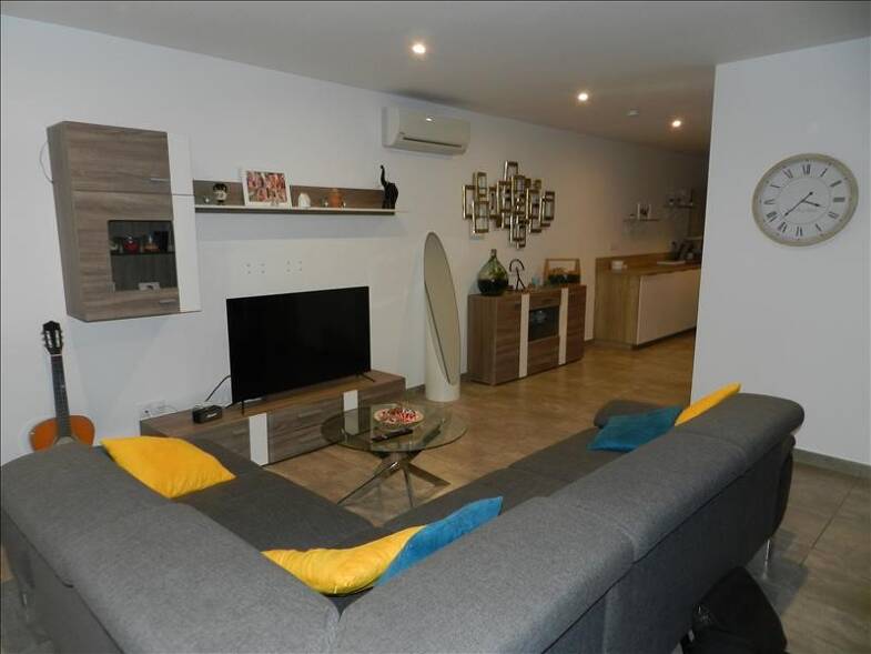 Maison de plain-pied à louer 1 100 € 3 pièces 2 chambres 75 m² disponible à partir du 12/05/2025 Sud Pia 66380